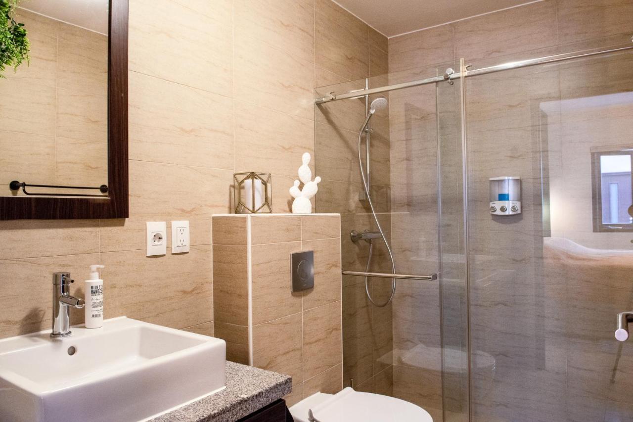 Blue Bay Resort Luxury Apartment Green View Dorp Dorp Sint Michiel エクステリア 写真