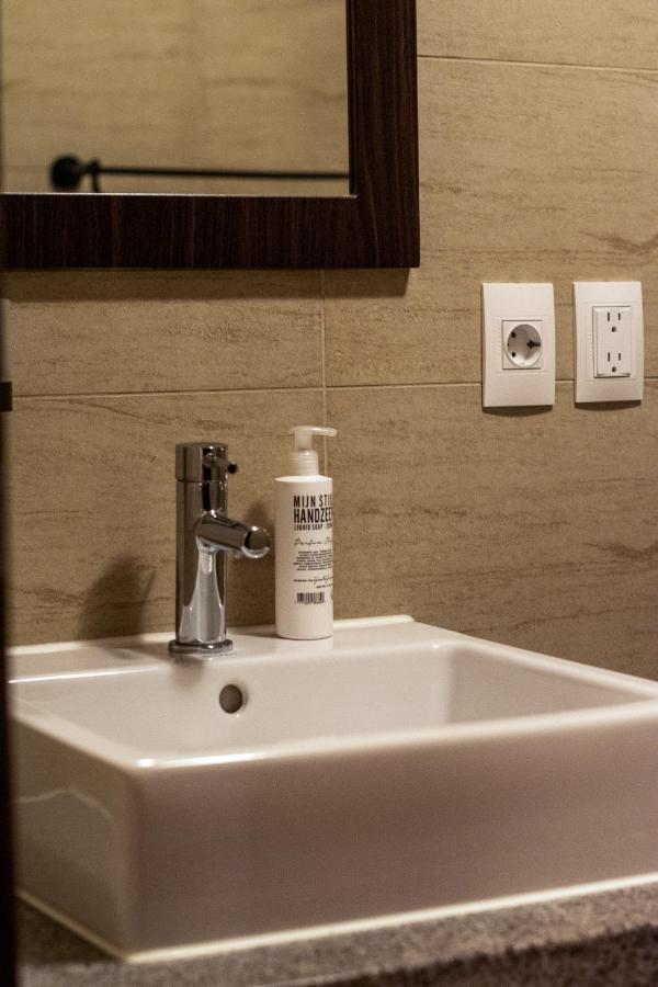 Blue Bay Resort Luxury Apartment Green View Dorp Dorp Sint Michiel エクステリア 写真